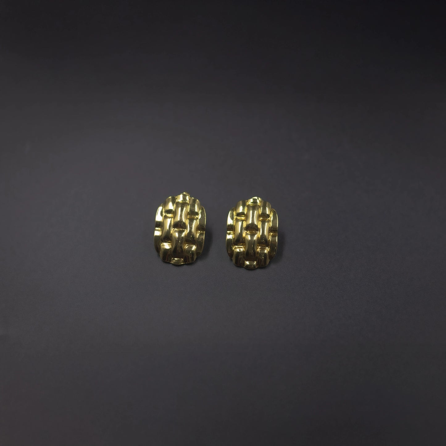 Anti-tarnish gold-color textured stud earrings for women