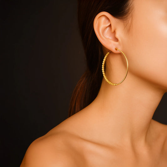 Divamas Elegant Gold Textured Hoop Earrings – Minimal Luxe Jewelry for Modern Women