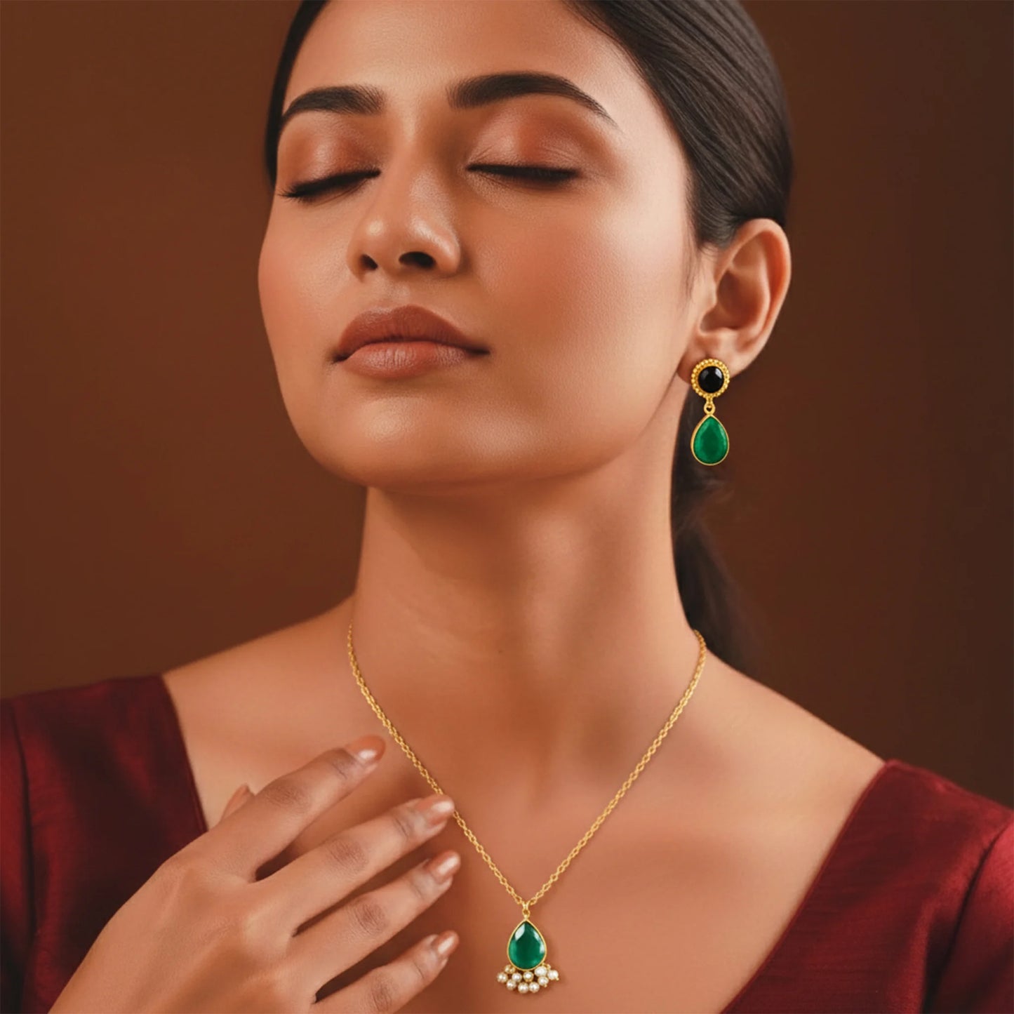 Elegant green stone pendant jewellery close-up