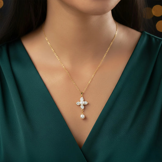 Elegant Pearl & Crystal Flower Pendant Necklace