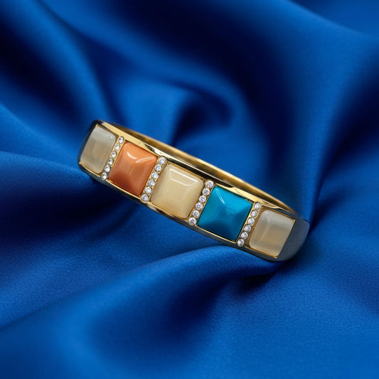 Crystal detailing square stone bracelet