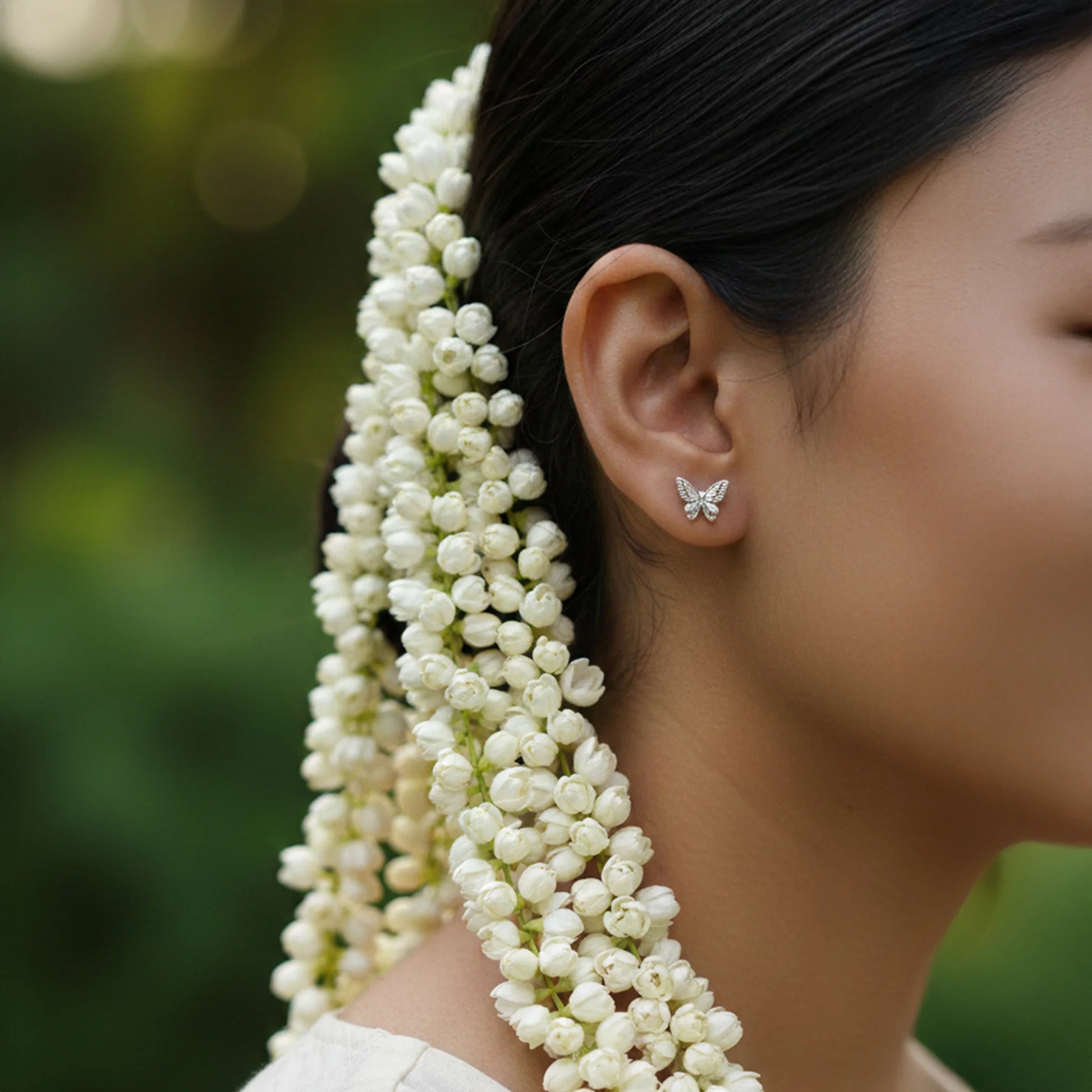 Designer silver ear stud combo set for women