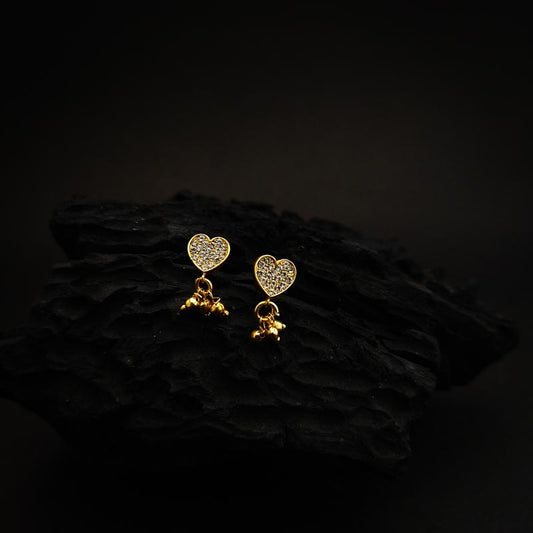 Gold-Plated Heart-Shaped Stud Earrings with Cubic Zirconia - DIVAMAS
